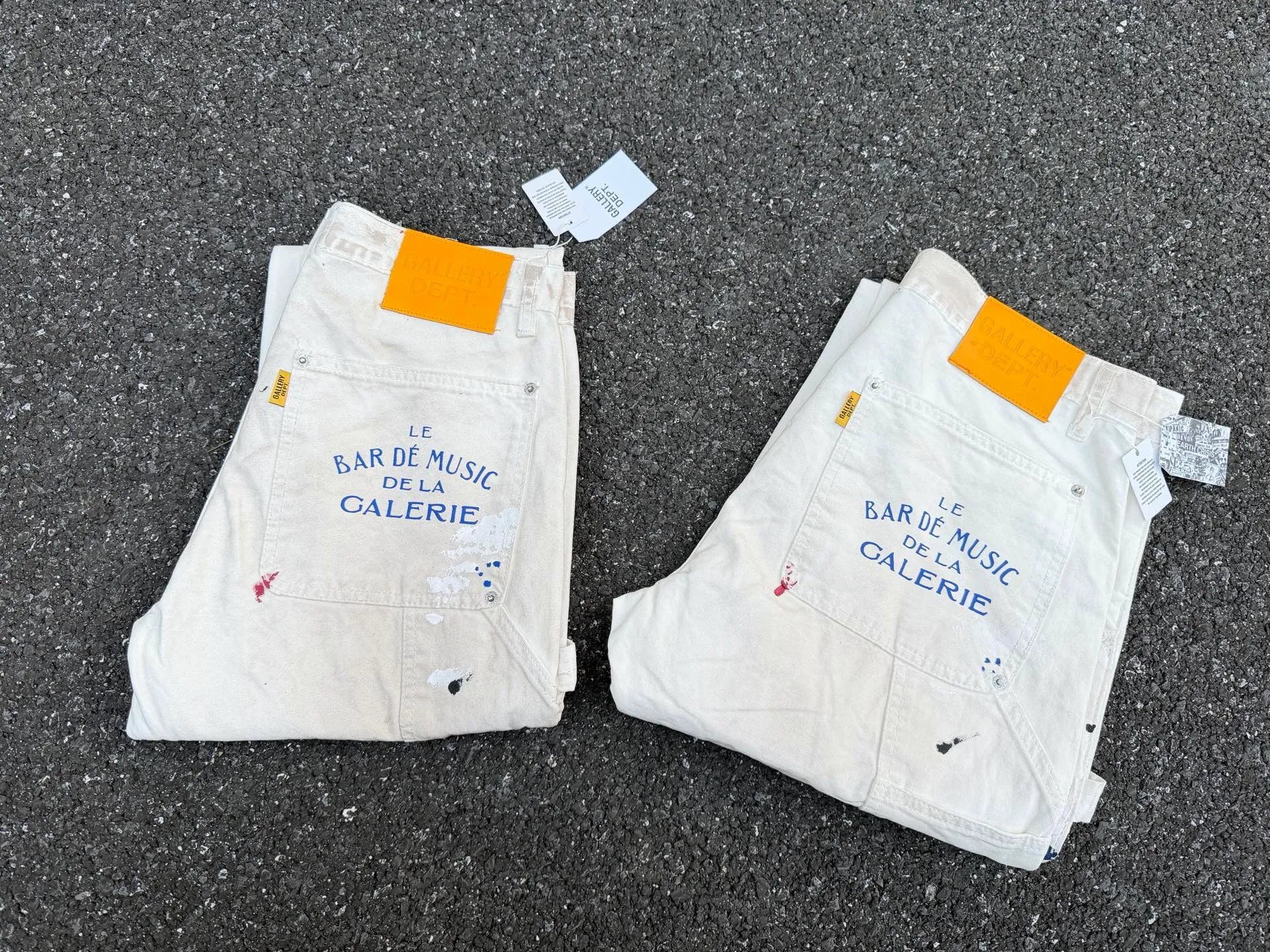 P270💰GA05 GALLERY DEPT. Dirty touch, splashed ink, hand-painted graffiti, washed, distressed, damaged, micro-flared casual overalls. Code number: 28 30 32 34 36